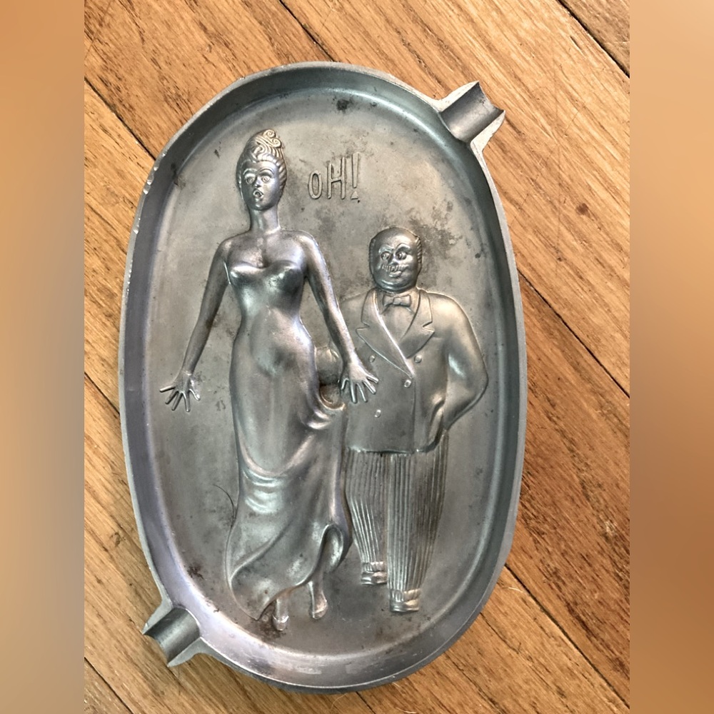 1950’s amusing cast aluminum ashtray